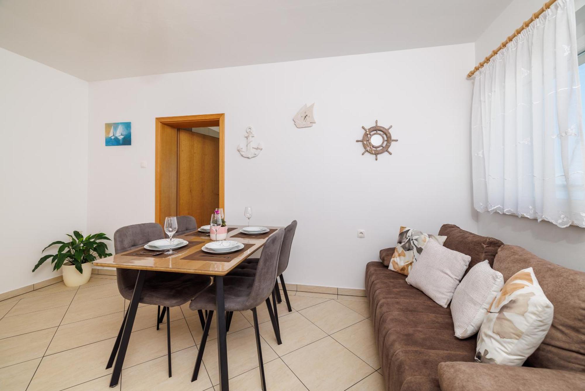 Apartments Maja 드라말리 외부 사진